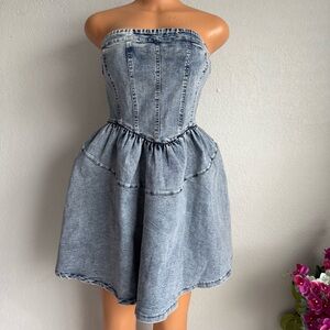 NWT Gee Gee Strapless Denim Dress - S
